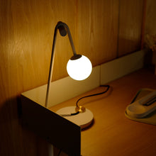 Load image into Gallery viewer, SOLEDAD Table Lamp